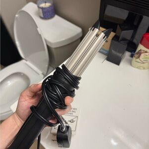 Black and Silver Hair Waver